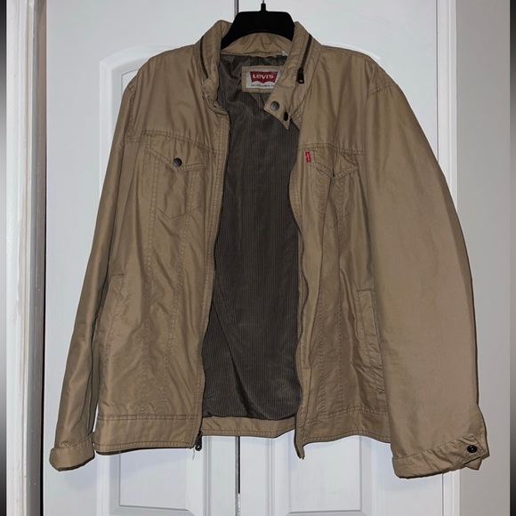 Mens Levi’s jacket - Picture 2 of 5